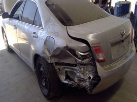 2010 TOYOTA CAMRY, SILVER, LE, 2.5L, AT,    Z25135